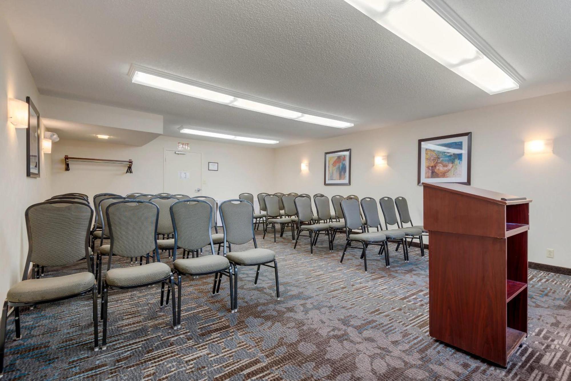 Clarion 3* Elmira