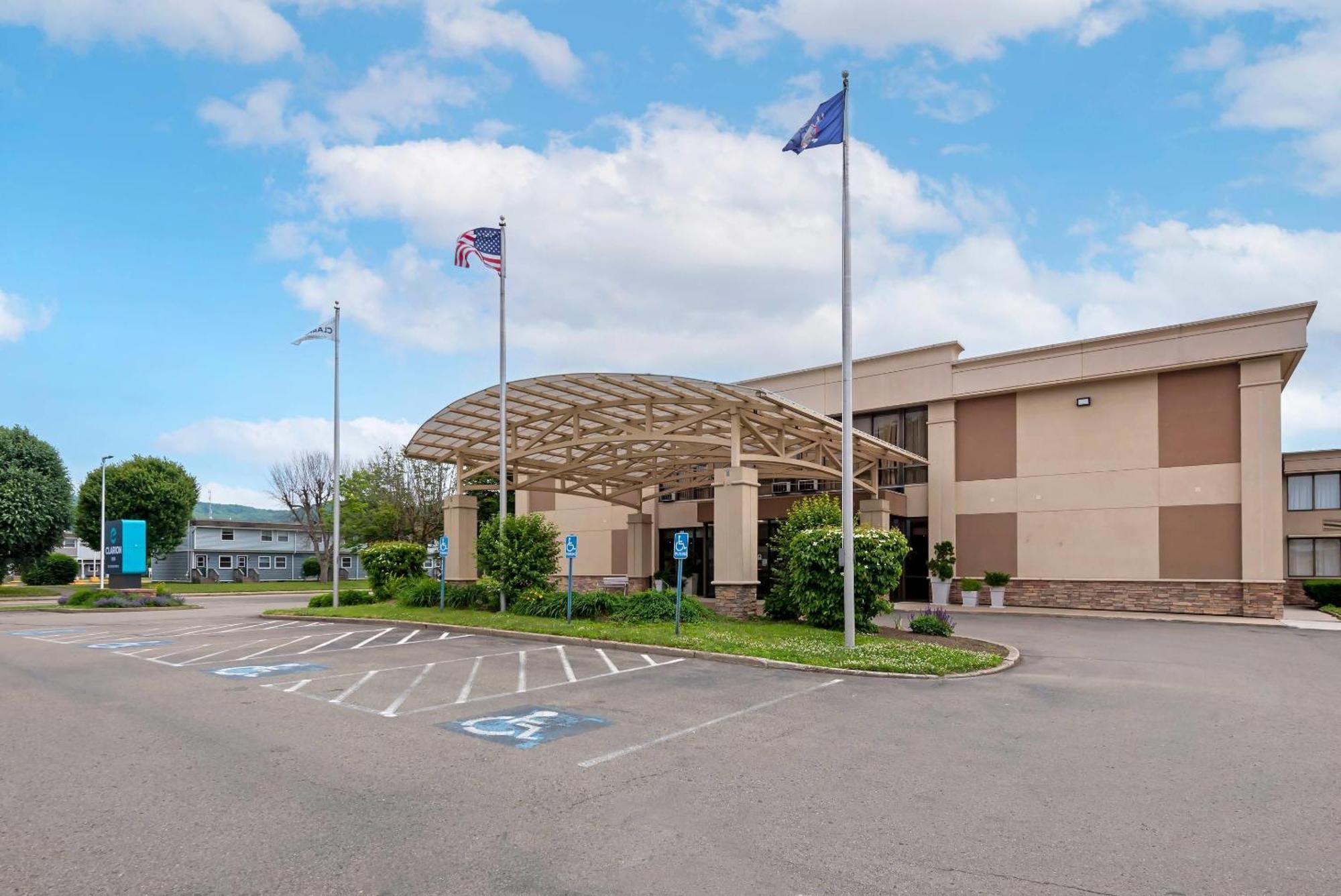 Clarion Inn 3*